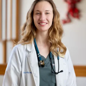 Dr. Molly McCarthy of Dublin Animal Hospital